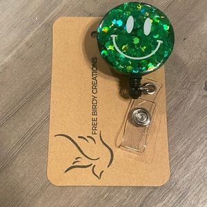 💚🙂 Smiley Face Badge Reel
